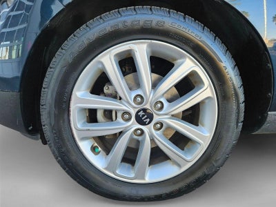 2019 Kia Soul + Auto