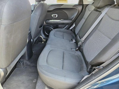 2019 Kia Soul + Auto