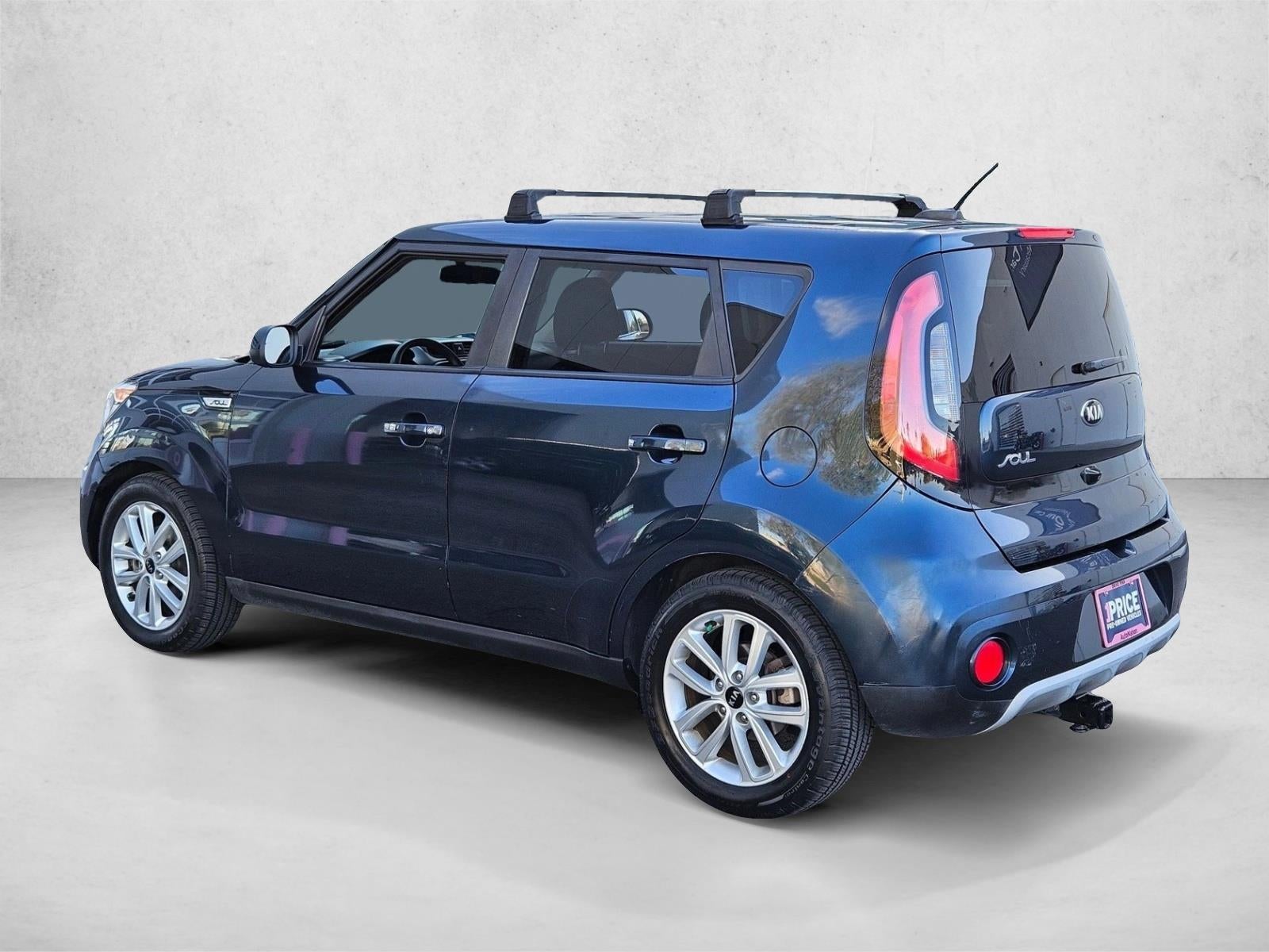 2019 Kia Soul + Auto