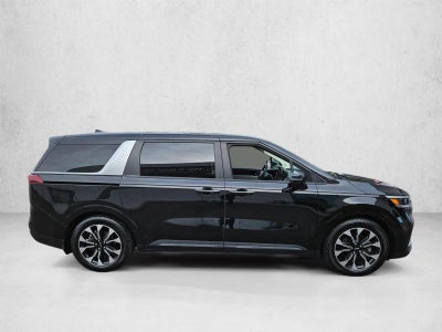 2022 Kia Carnival EX FWD