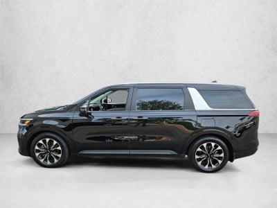 2022 Kia Carnival EX FWD