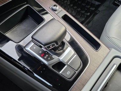 2022 Audi Q5 S line Premium 45 TFSI quattro