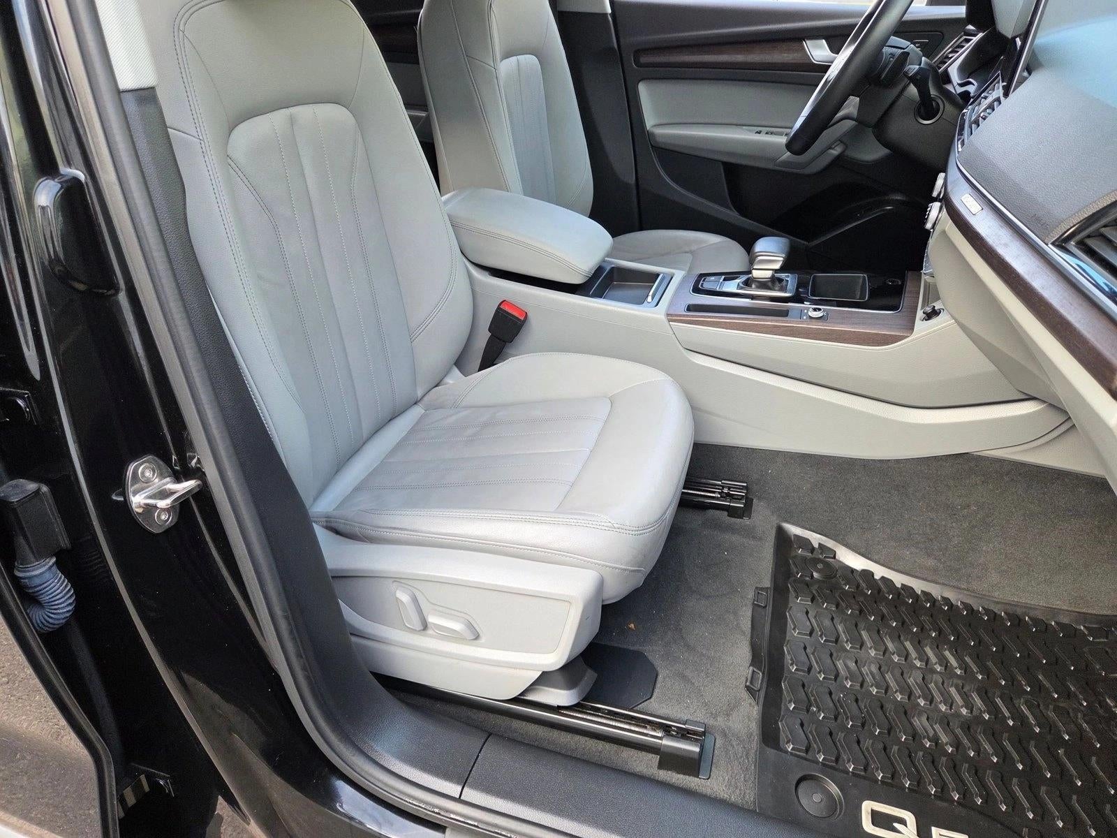 2022 Audi Q5 S line Premium 45 TFSI quattro