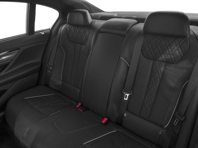 2018 BMW 740e xDrive iPerformance Plug-In Hybrid