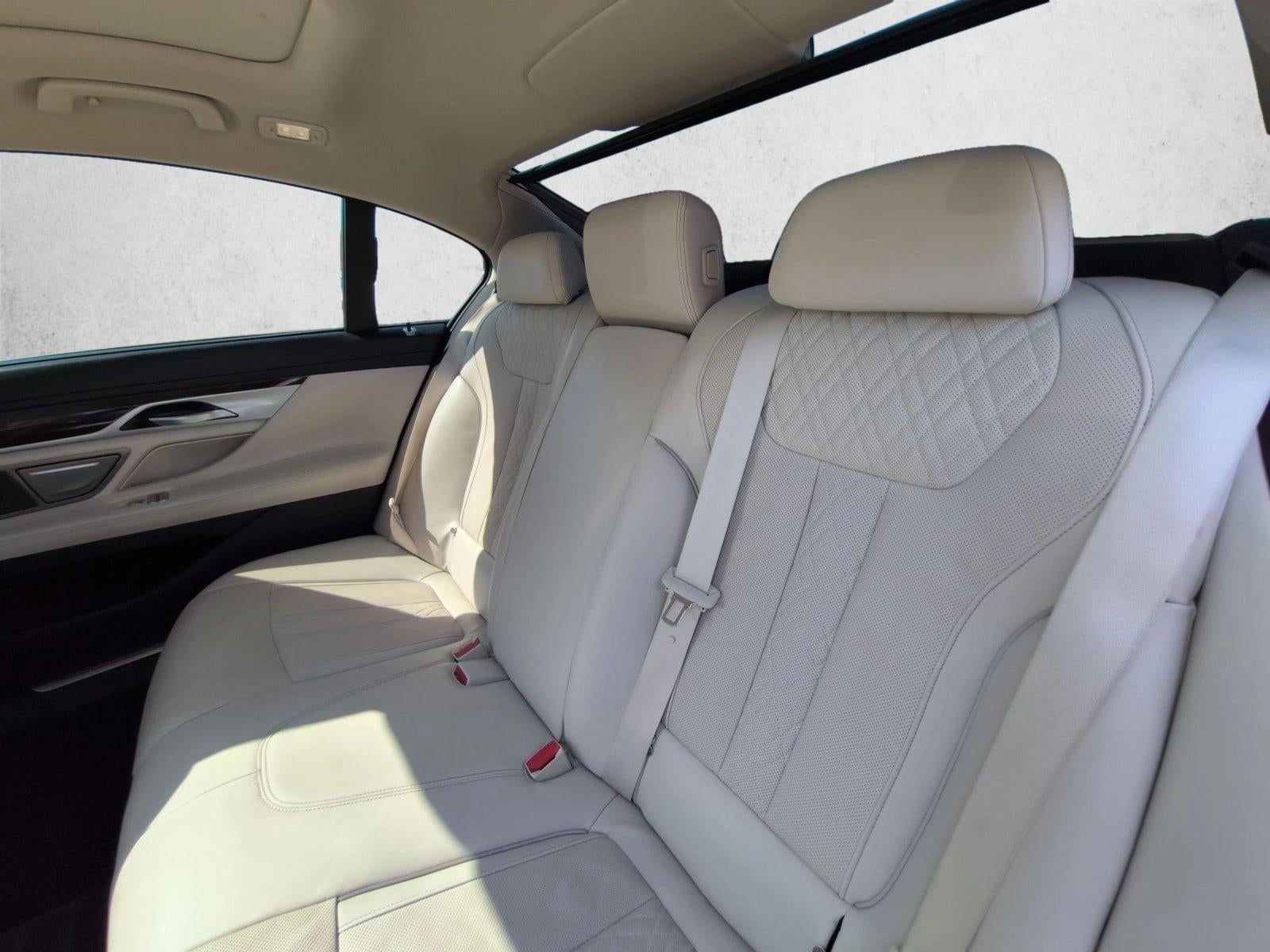 2022 BMW 750i xDrive Sedan