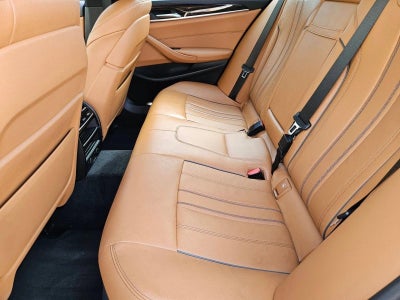 2019 BMW 530e iPerformance Plug-In Hybrid