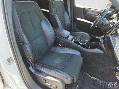 2019 Volvo XC40 T5 AWD R-Design