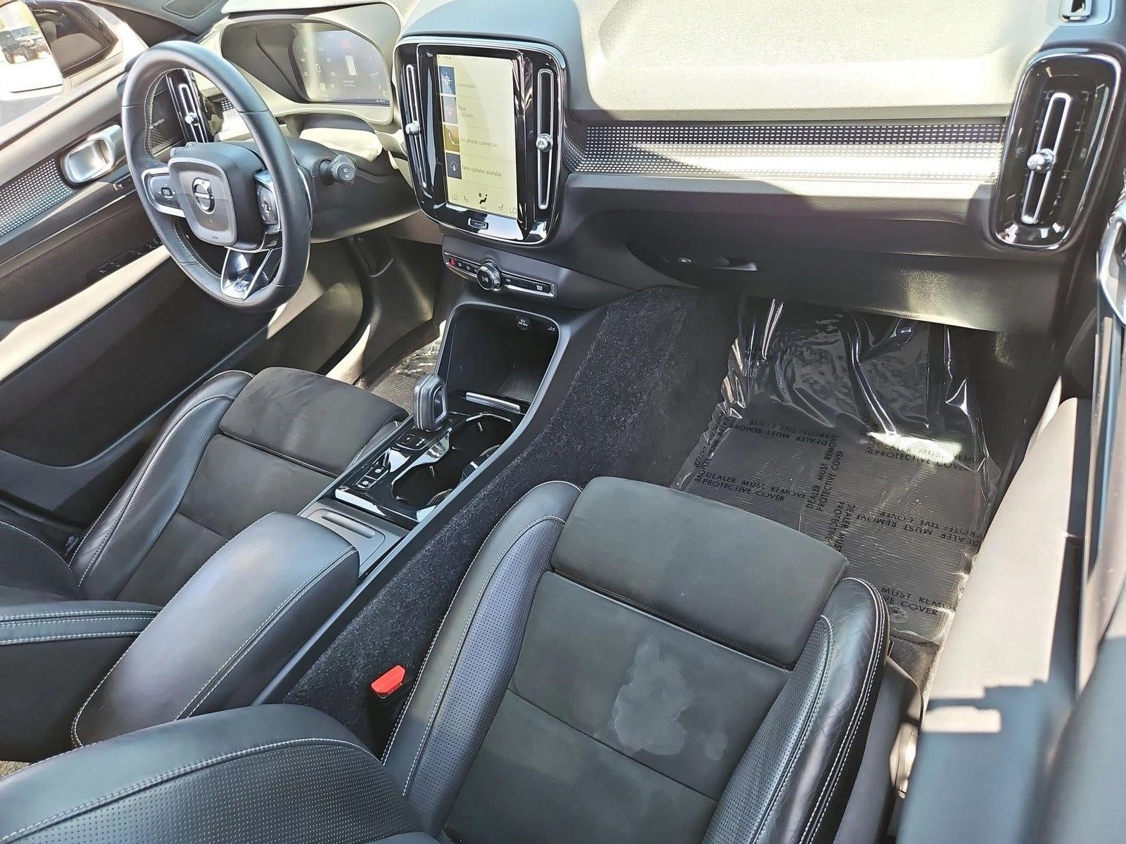 2019 Volvo XC40 T5 AWD R-Design