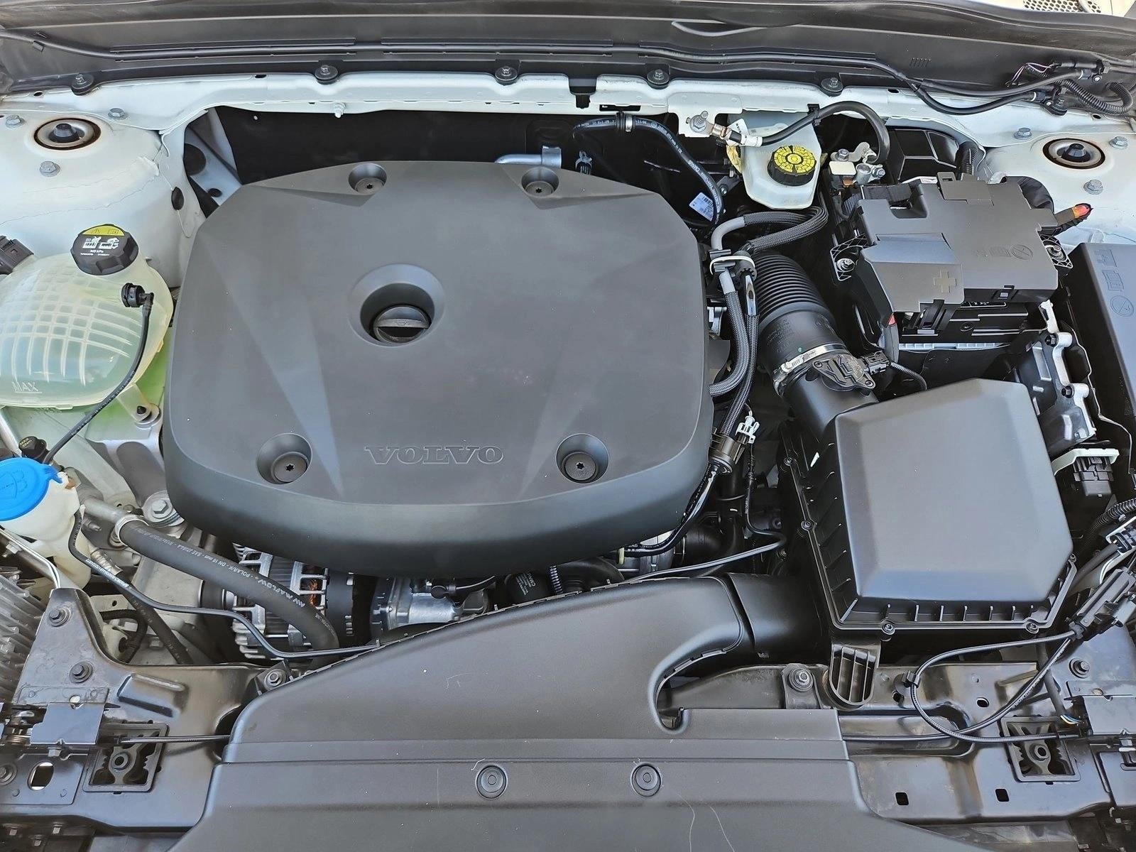 2019 Volvo XC40 T5 AWD R-Design