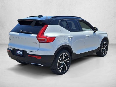 2019 Volvo XC40 T5 AWD R-Design