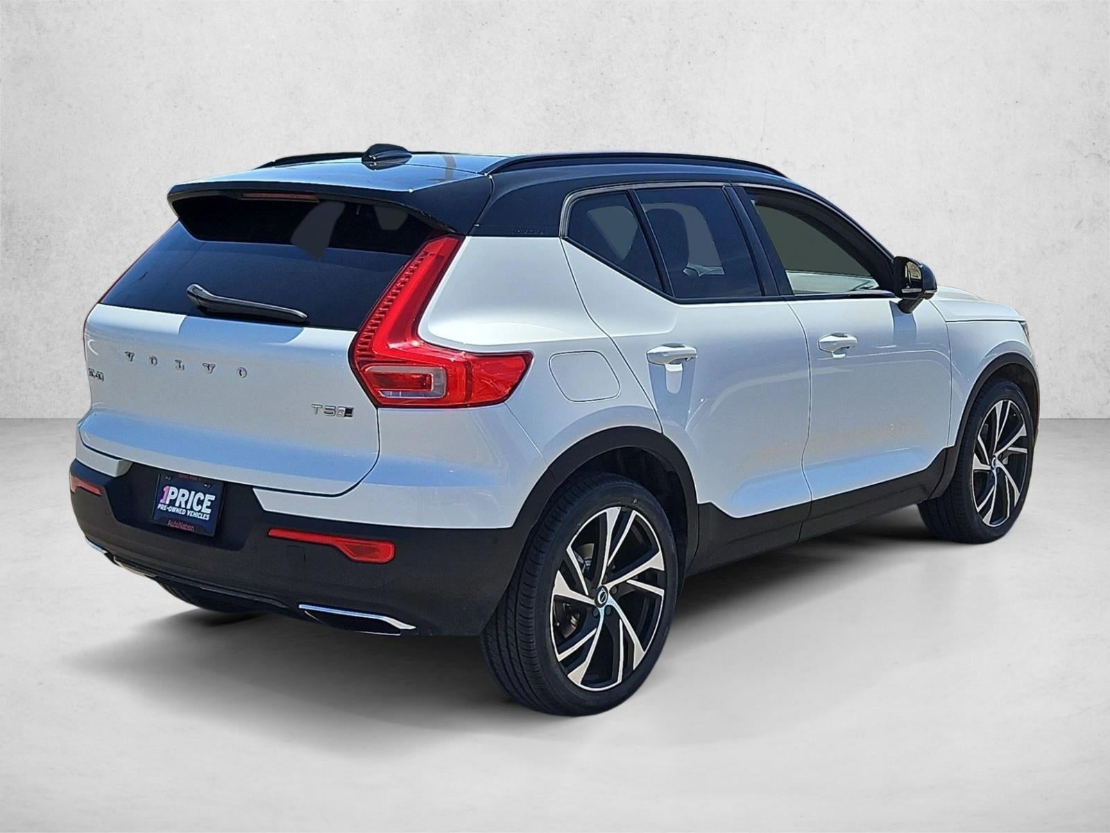 2019 Volvo XC40 T5 AWD R-Design