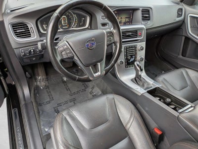 2018 Volvo V60 Cross Country T5 AWD Platinum