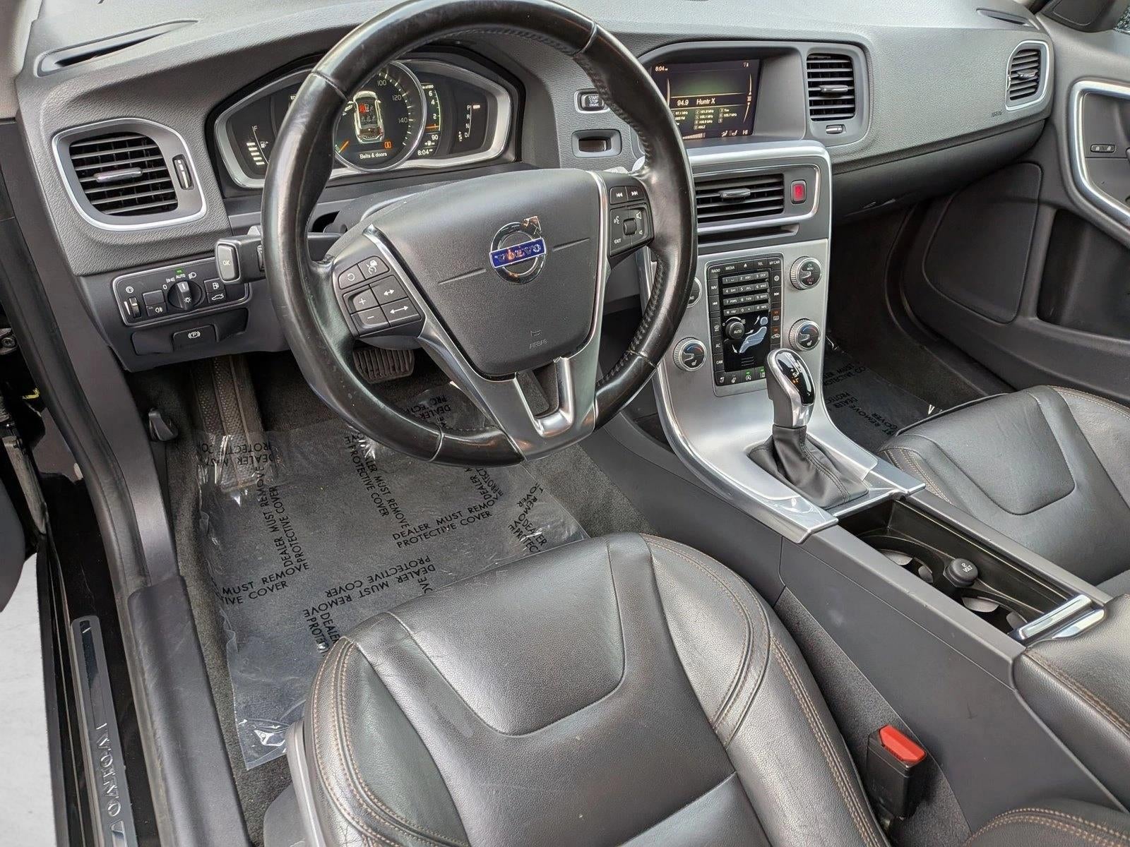 2018 Volvo V60 Cross Country T5 AWD Platinum