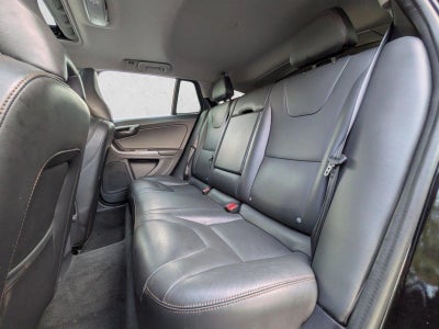 2018 Volvo V60 Cross Country T5 AWD Platinum