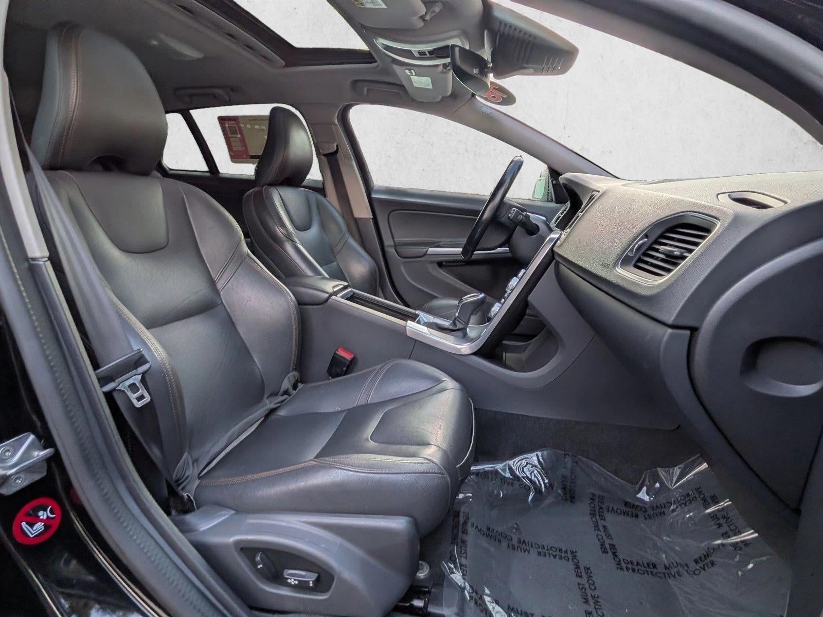 2018 Volvo V60 Cross Country T5 AWD Platinum