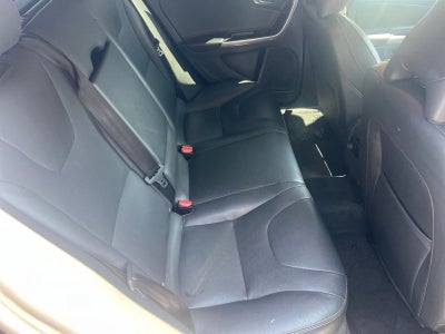 2018 Volvo V60 Cross Country T5 AWD Platinum