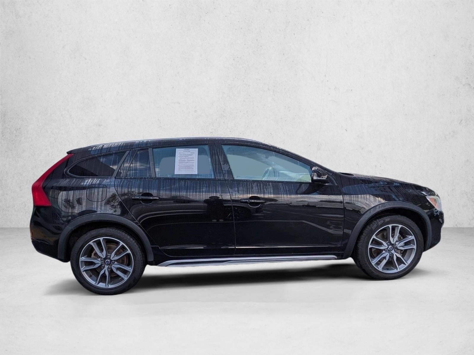 2018 Volvo V60 Cross Country T5 AWD Platinum