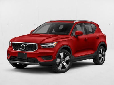 2021 Volvo XC40 T4 FWD Momentum