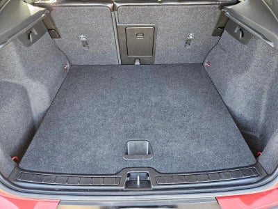 2021 Volvo XC40 T4 FWD Momentum