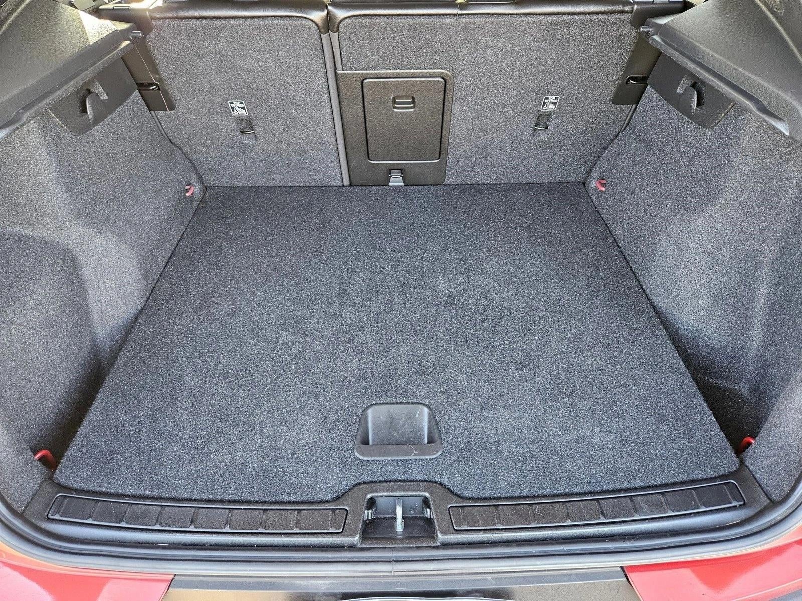 2021 Volvo XC40 T4 FWD Momentum