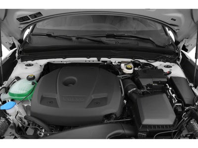 2021 Volvo XC40 T4 FWD Momentum