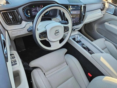 2023 Volvo XC60 Recharge Plug-In Hybrid T8 eAWD PHEV Ultimate Dark Theme