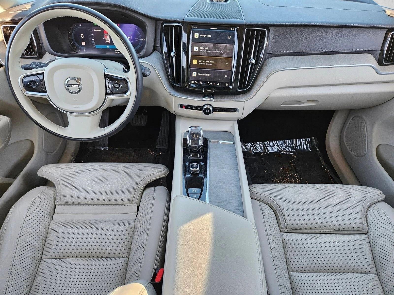 2023 Volvo XC60 Recharge Plug-In Hybrid T8 eAWD PHEV Ultimate Dark Theme