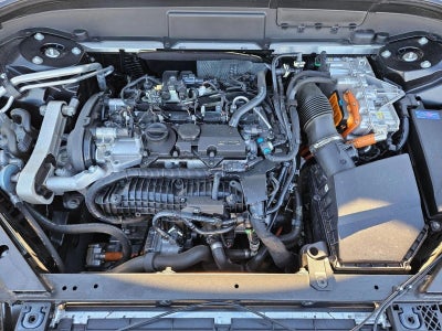 2023 Volvo XC60 Recharge Plug-In Hybrid T8 eAWD PHEV Ultimate Dark Theme