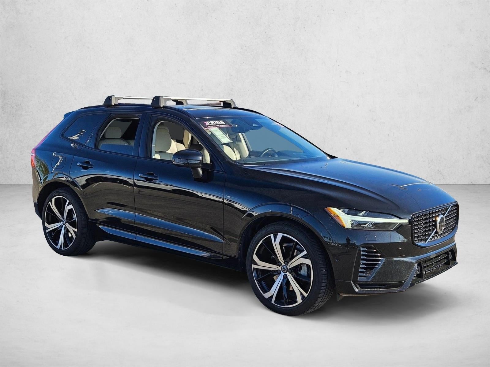 2023 Volvo XC60 Recharge Plug-In Hybrid T8 eAWD PHEV Ultimate Dark Theme