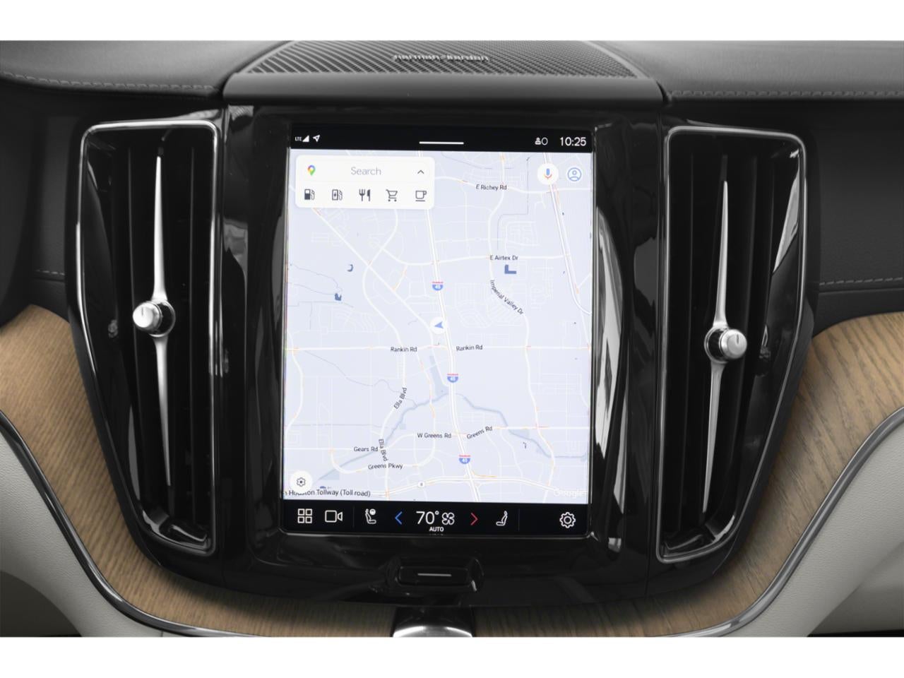 2023 Volvo XC60 Recharge Plug-In Hybrid T8 eAWD PHEV Ultimate Dark Theme