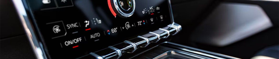 2026 GMC Sierra EV MultiPro Midgate